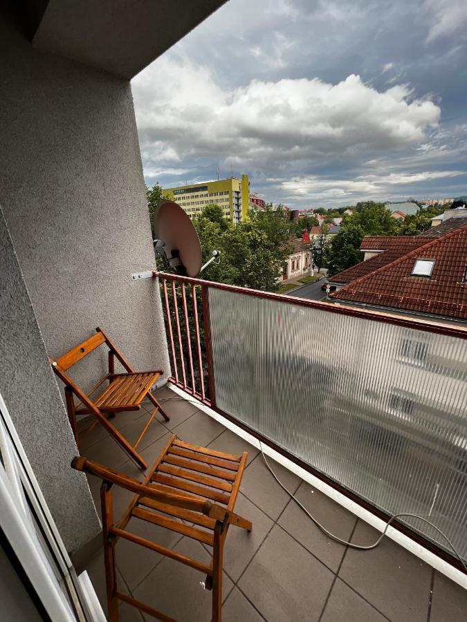 Apartman Mw Leilighet Poprad Eksteriør bilde